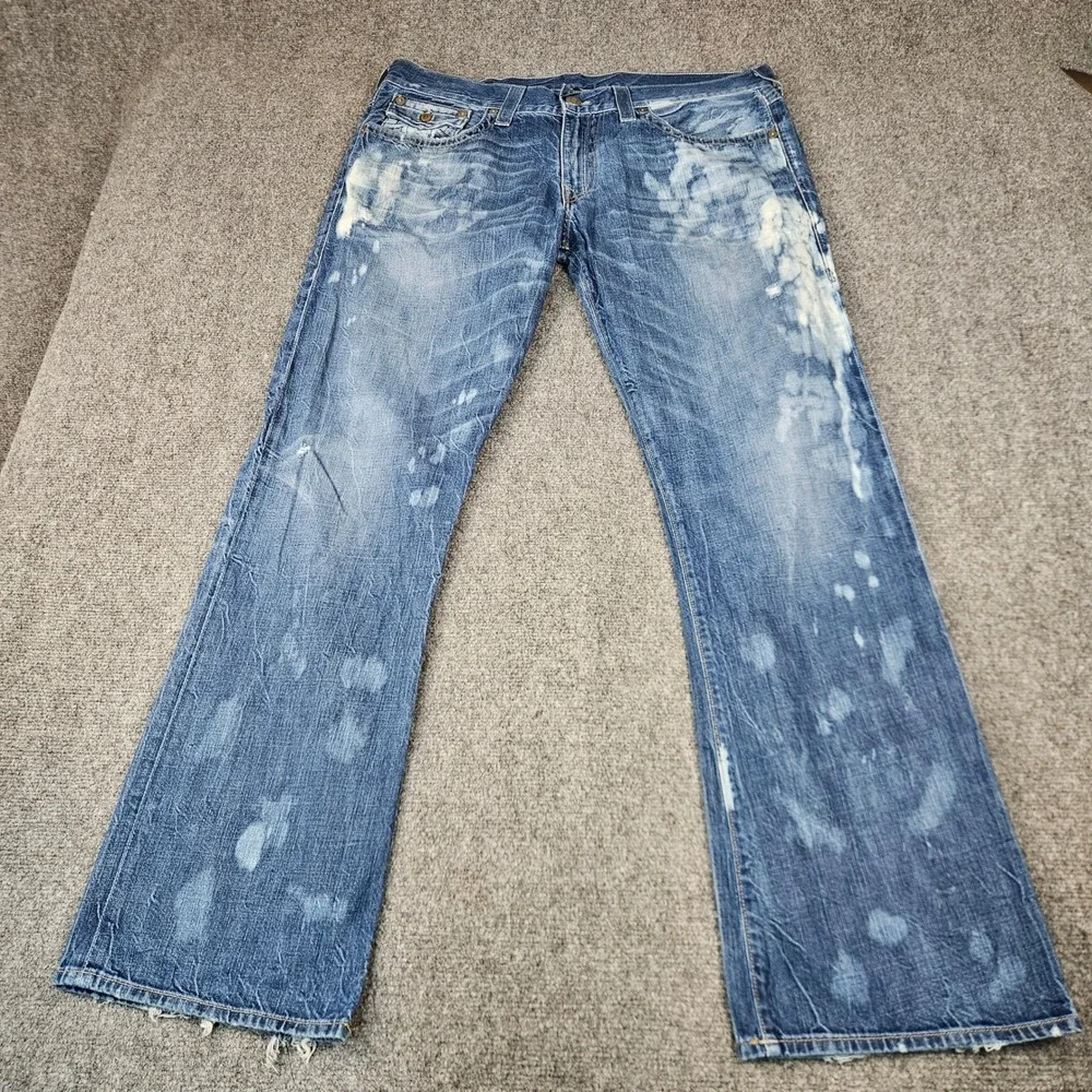 True Religion Ricky Men 38 Bleach Wash Distressed Straight Leg Jeans Made in USA